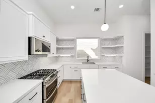 2611 Sherwin St, Houston, TX 77007 - Photo 9