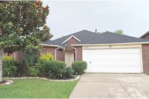 11066 Landsbury Ct, Houston, TX 77099 - Photo 3