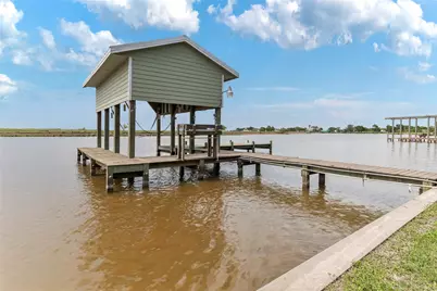 1847 Fairway Drive, Angleton, TX 77515 - Photo 3