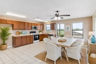 1847 Fairway Dr, Angleton, TX 77515 - Photo 11