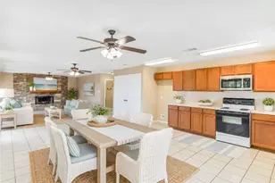 1847 Fairway Dr, Angleton, TX 77515 - Photo 9