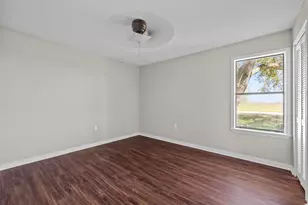 1706 Avenue A, Danbury, TX 77534 - Photo 19