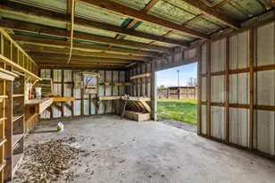 1706 Avenue A, Danbury, TX 77534 - Photo 25