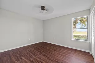 1706 Avenue A, Danbury, TX 77534 - Photo 19