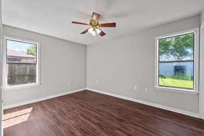 1706 Avenue A, Danbury, TX 77534 - Photo 15