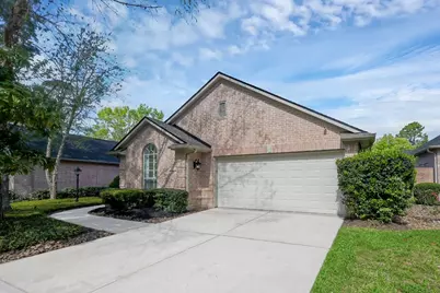 15 Rockledge Drive, The Woodlands, TX 77382 - Photo 3
