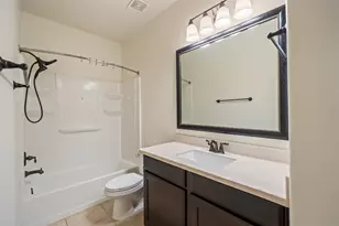 961 Wannan Ln, Conroe, TX 77301 - Photo 9