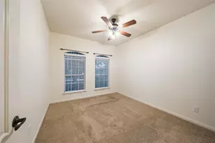 961 Wannan Ln, Conroe, TX 77301 - Photo 11