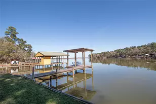 272 N Point Dr, Trinity, TX 75862 - Photo 17