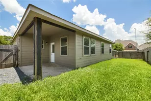 350 American Black Bear Dr, Crosby, TX 77532 - Photo 27