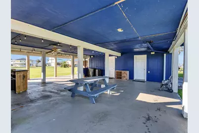 16527 Lewis Scott Road, Jamaica Beach, TX 77554 - Photo 13