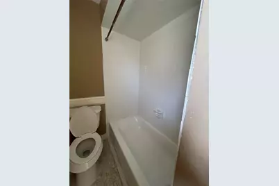 3800 Kingsway Drive, Baytown, TX 77521 - Photo 31