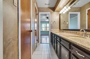 1707 W Hedgecroft Dr, Seabrook, TX 77586 - Photo 37