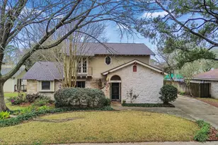 1707 W Hedgecroft Dr, El Lago, TX 77586 - Photo 1