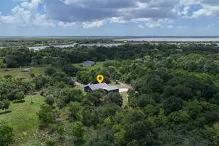 6115 San Leon Dr, Dickinson, TX 77539 - Photo 43
