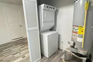 600 W Mimosa St, Angleton, TX 77515 - Photo 5