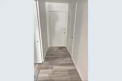 600 W Mimosa Street, Angleton, TX 77515 - Photo 11