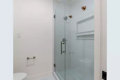 31 Hollymead Drive, The Woodlands, TX 77381 - Photo 37