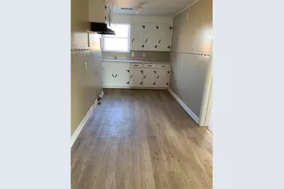 301 Travis Street, Baytown, TX 77520 - Photo 35