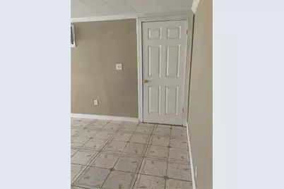 301 Travis Street, Baytown, TX 77520 - Photo 29