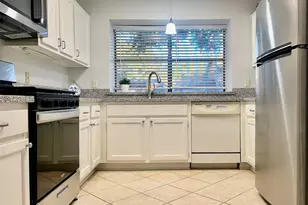 2711 Grants Lake Blvd, Sugar Land, TX 77479 - Photo 5