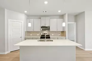 12039 Marlin Strait Dr, Baytown, TX 77523 - Photo 5