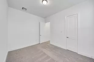 9507 Chateau Hill, Manvel, TX 77578 - Photo 15