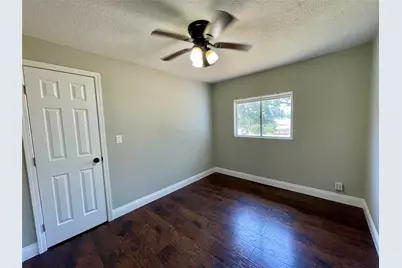 6227 S F Austin, Jones Creek, TX 77541 - Photo 13