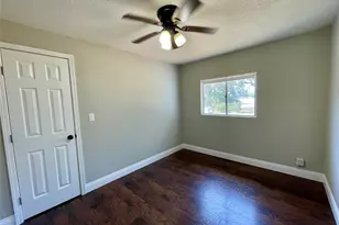 6227 S F Austin, Jones Creek, TX 77541 - Photo 13