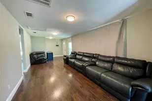 6227 S F Austin, Jones Creek, TX 77541 - Photo 5