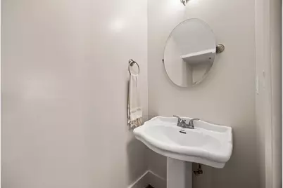 1028 W 16th Street, Houston, TX 77008 - Photo 13