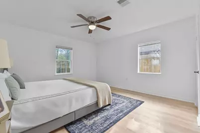 5530 Malmedy Road, Houston, TX 77033 - Photo 15