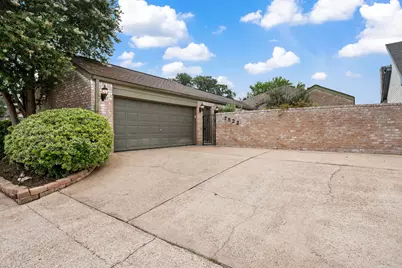 7822 Rollingbrook Drive, Houston, TX 77071 - Photo 29