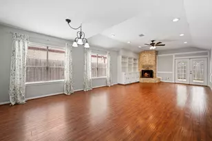 7822 Rollingbrook Dr, Houston, TX 77071 - Photo 5