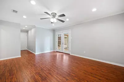 7822 Rollingbrook Drive, Houston, TX 77071 - Photo 21
