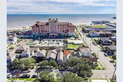 2021 Avenue O 1/2, Galveston, TX 77550 - Photo 5