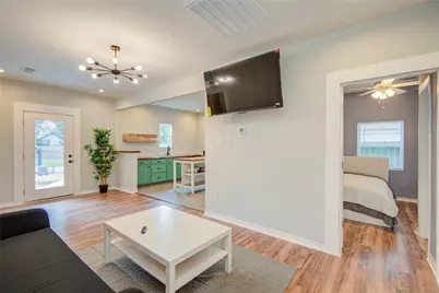 2712 Link Road, Houston, TX 77009 - Photo 9