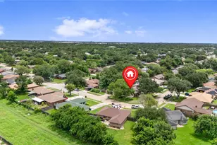 3208 Woodstone Dr, Baytown, TX 77521 - Photo 39