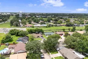3208 Woodstone Dr, Baytown, TX 77521 - Photo 43