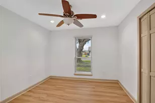 3208 Woodstone Dr, Baytown, TX 77521 - Photo 19