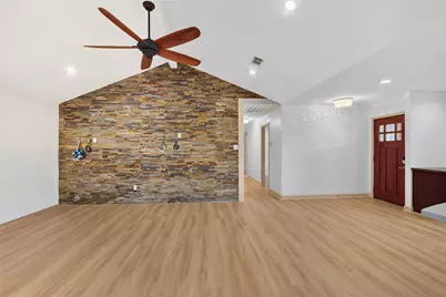 3208 Woodstone Drive, Baytown, TX 77521 - Photo 7