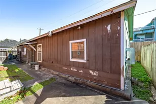 307 York St, Houston, TX 77003 - Photo 37