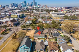 307 York St, Houston, TX 77003 - Photo 1