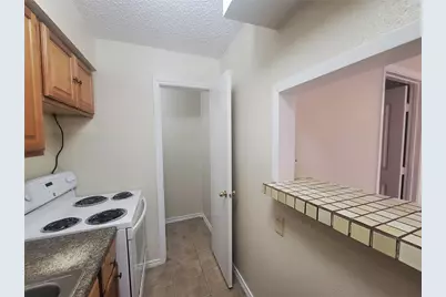 5103 Avenue Q 1/2 #2, Galveston, TX 77551 - Photo 3