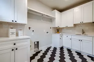 1016 Peden St, Houston, TX 77006 - Photo 39