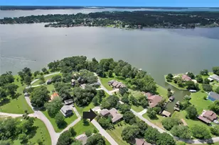 12180 Lakeview Manor Dr, Willis, TX 77318 - Photo 47