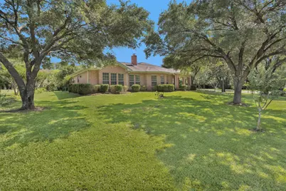 12180 Lakeview Manor Drive, Willis, TX 77318 - Photo 3