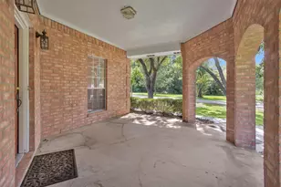 12180 Lakeview Manor Dr, Willis, TX 77318 - Photo 5