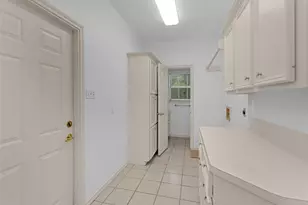 12180 Lakeview Manor Dr, Willis, TX 77318 - Photo 23