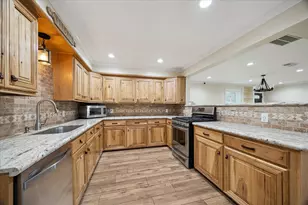 1325 Curtin St, Houston, TX 77018 - Photo 5
